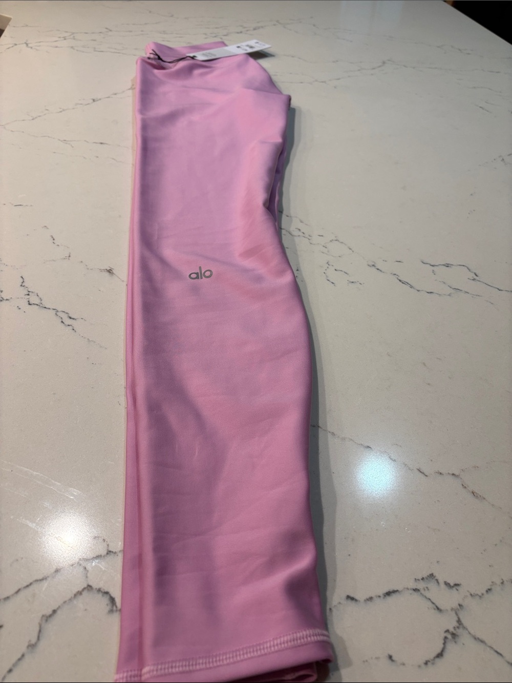 ALO High-Waist Airlift-Legging Limited Edition Candy Heart Pink Small NWT